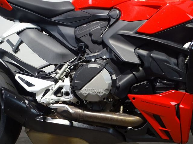 ducati - streetfighter-v2