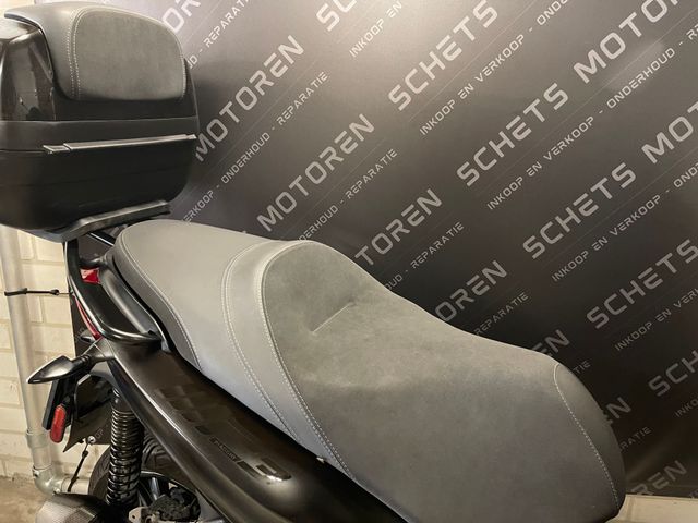 piaggio - mp3-300-hpe-sport