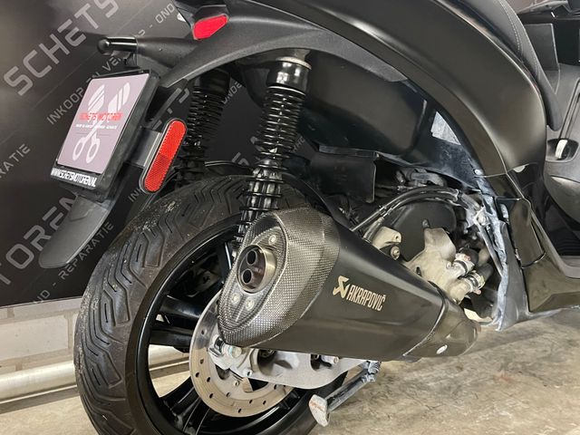 piaggio - mp3-300-hpe-sport
