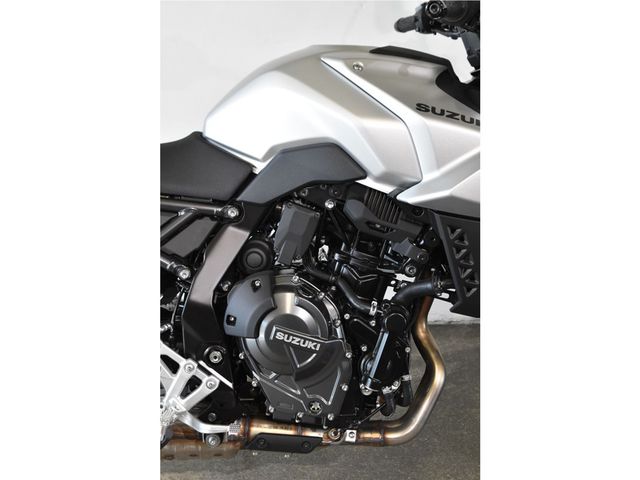 suzuki - gsx-8s