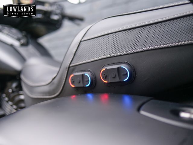 indian - roadmaster-dark-horse