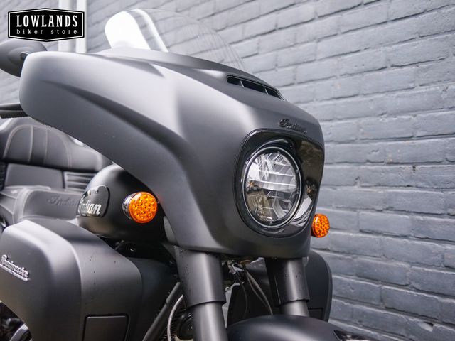 indian - roadmaster-dark-horse