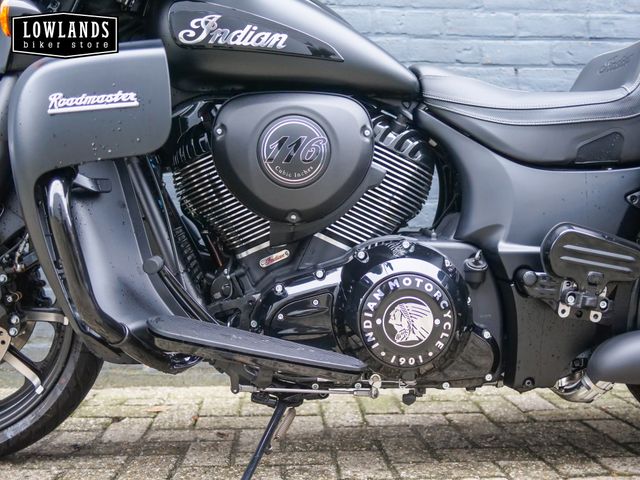 indian - roadmaster-dark-horse