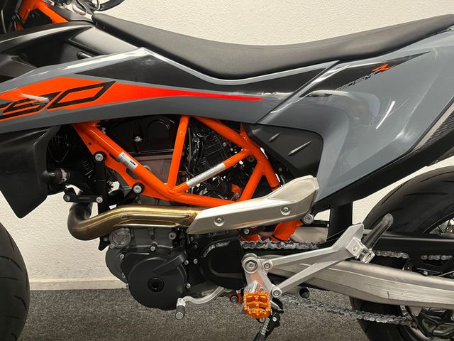 ktm - 690-smc-r