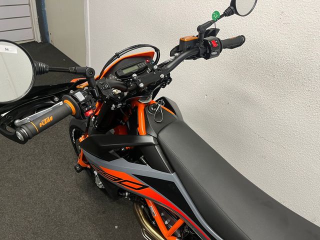 ktm - 690-smc-r