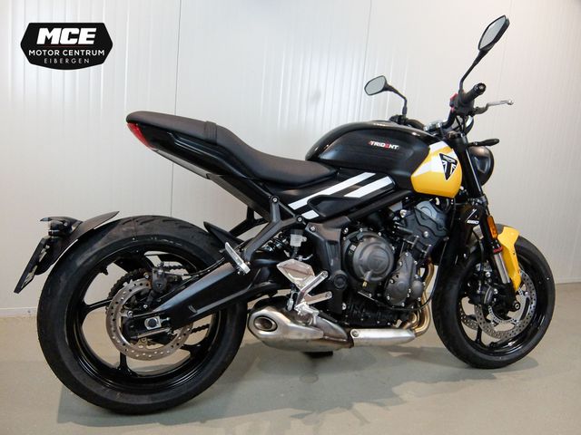 triumph - trident-660