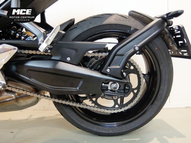 triumph - trident-660