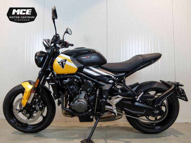 triumph - trident-660
