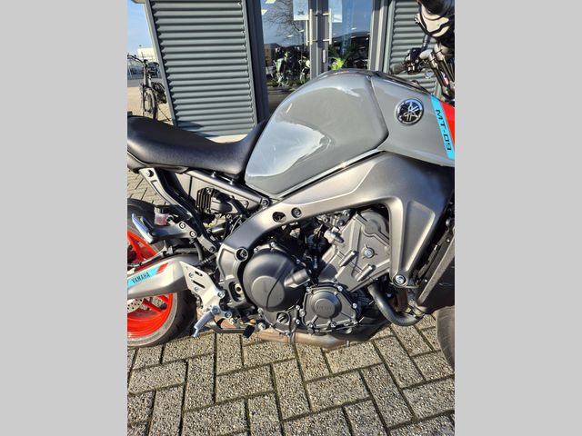 yamaha - mt-09