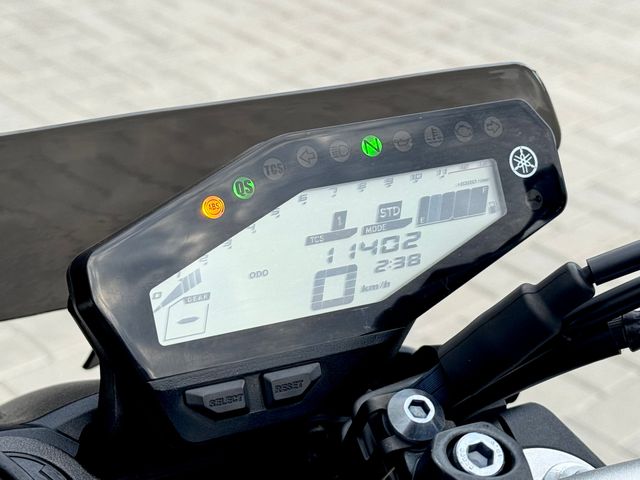 yamaha - mt-09-abs
