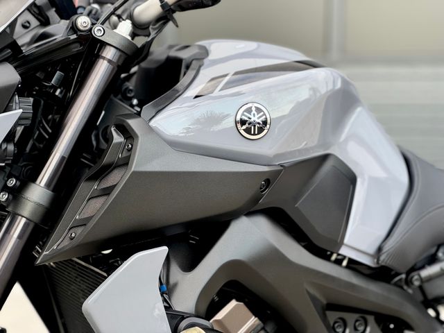 yamaha - mt-09-abs