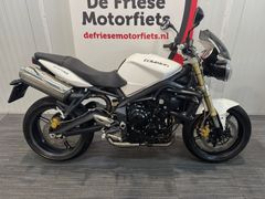 TRIUMPH STREET TRIPLE 675