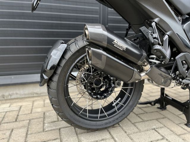 bmw - r-1300-gs