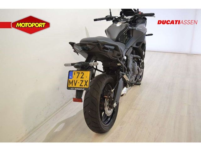 kawasaki - versys-650-abs