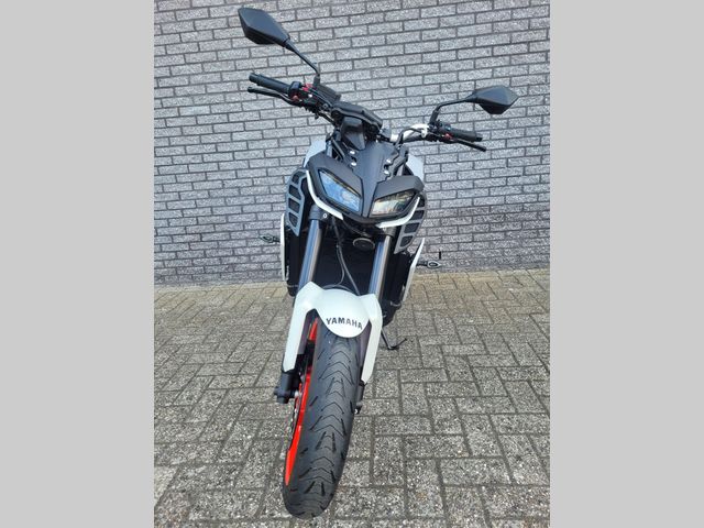 yamaha - mt-09