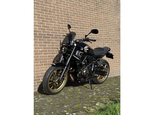 yamaha - xsr-700