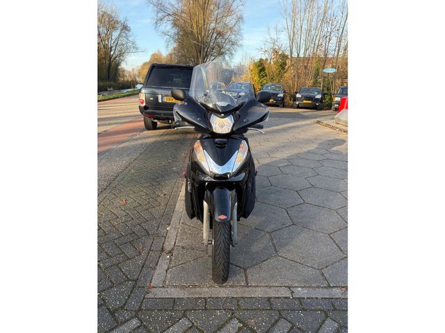 honda - sh-300i---abs