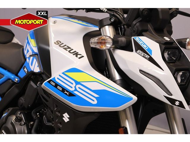 suzuki - gsx-8s