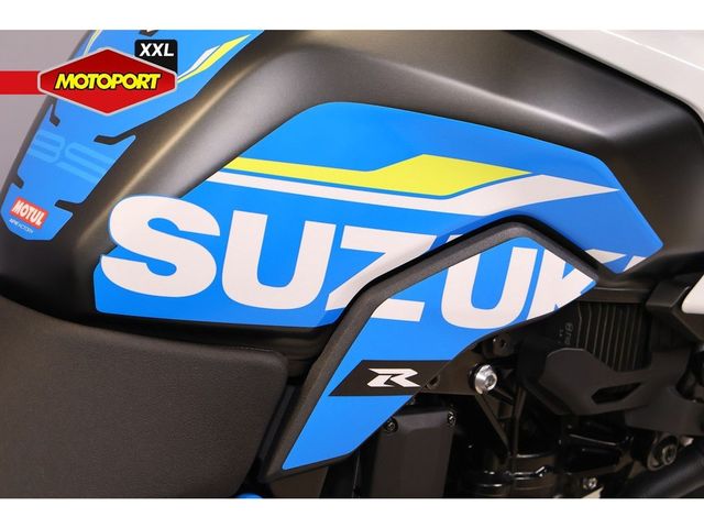 suzuki - gsx-8s