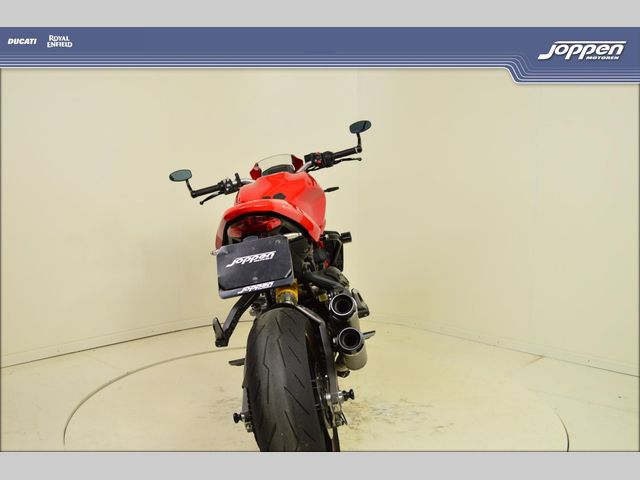 ducati - monster-821