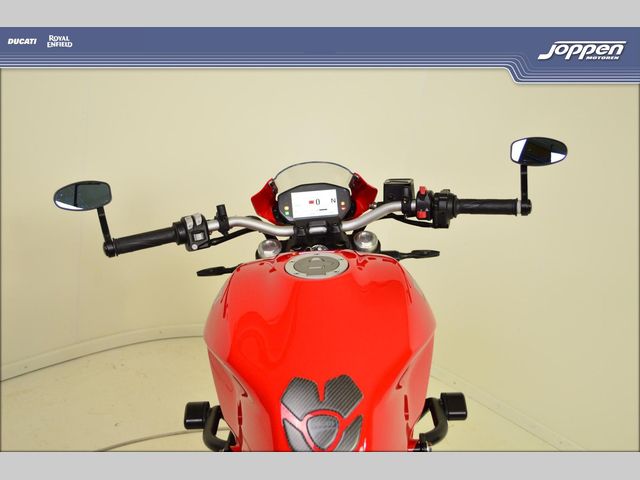 ducati - monster-821