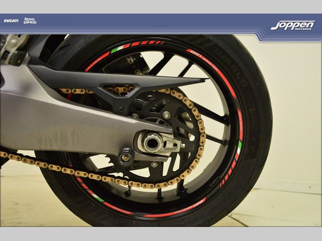 ducati - monster-821