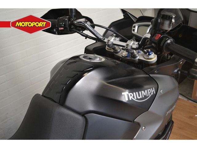 triumph - tiger-1050-abs