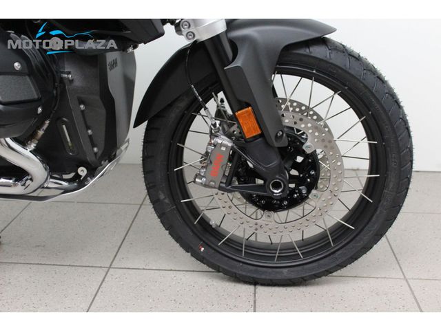 bmw - r-1300-gs