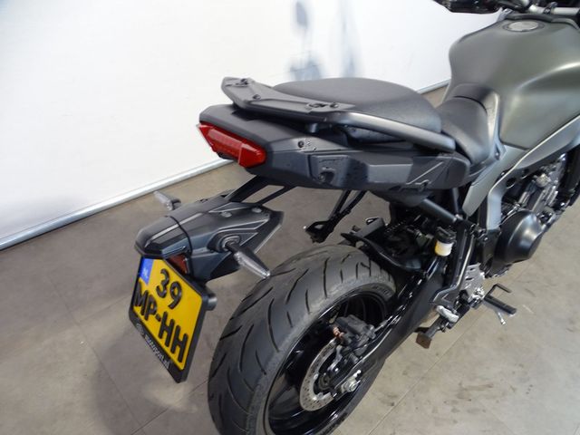 yamaha - tracer-9