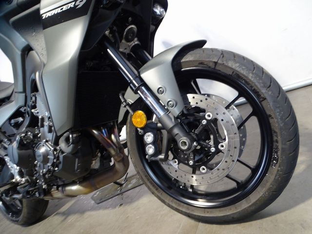 yamaha - tracer-9