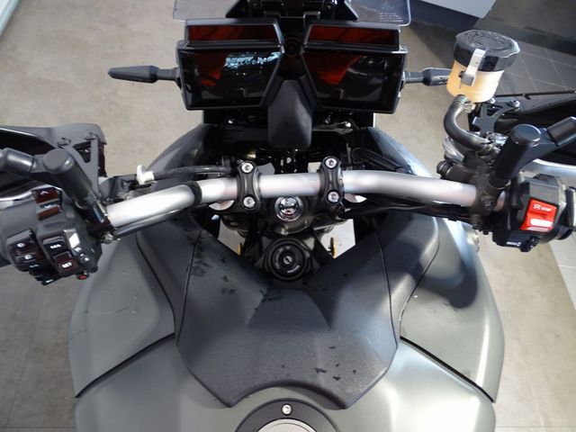 yamaha - tracer-9