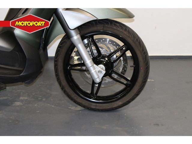 piaggio - beverly-sport-touring-350-abs