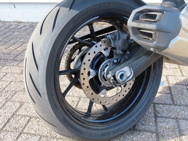 bmw - f-900-r