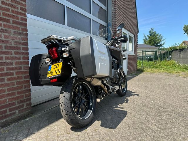 triumph - tiger-explorer