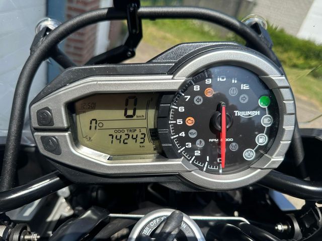 triumph - tiger-explorer