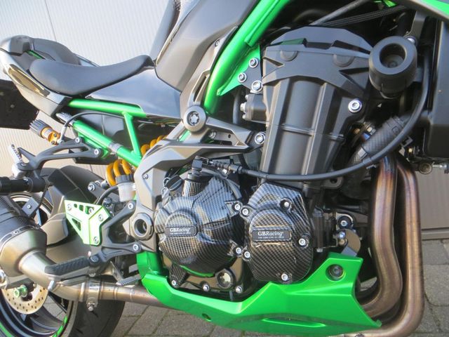 kawasaki - z900-se-performance