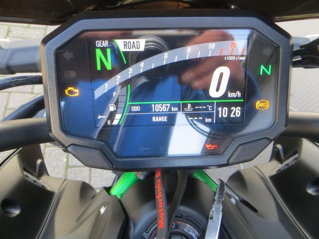 kawasaki - z900-se-performance