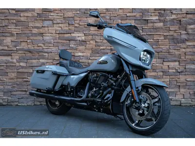 HARLEY-DAVIDSON STREET GLIDE FLHX – foto 2