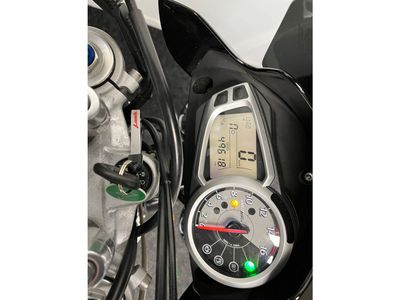TRIUMPH STREET TRIPLE R – foto 2