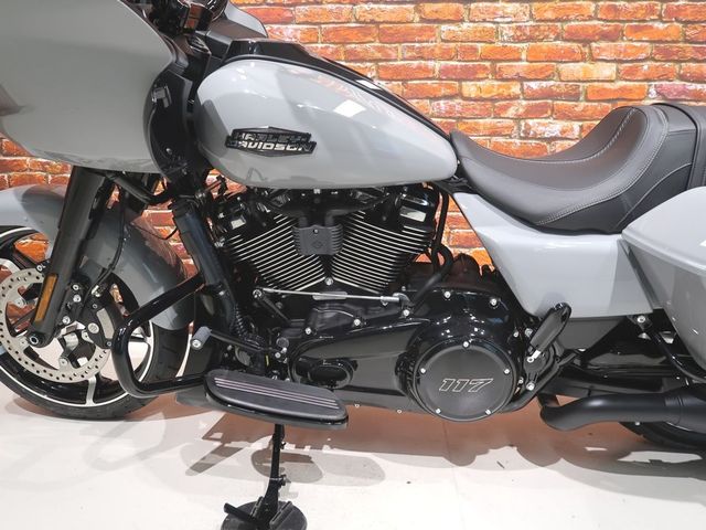 harley-davidson - road-glide-custom-fltrx