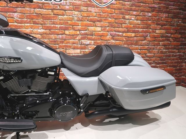 harley-davidson - road-glide-custom-fltrx