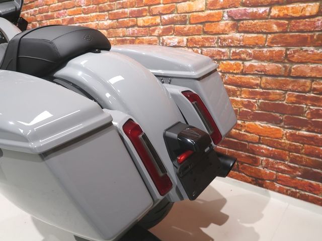 harley-davidson - road-glide-custom-fltrx