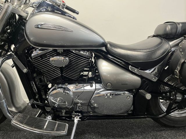 suzuki - vl-800-volusia