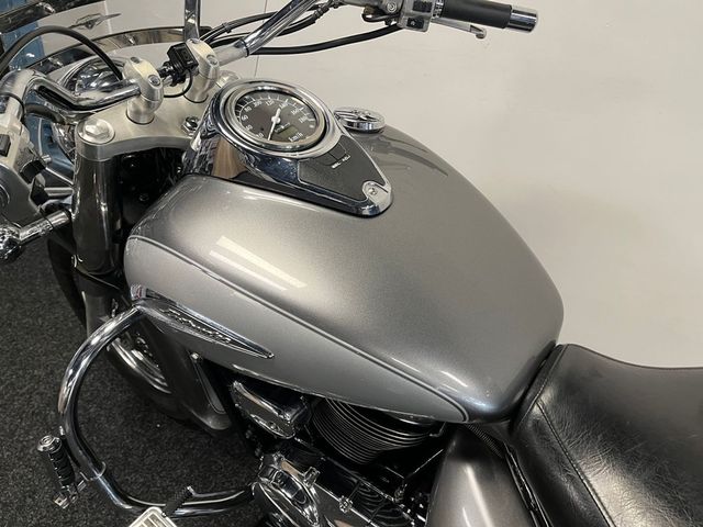 suzuki - vl-800-volusia