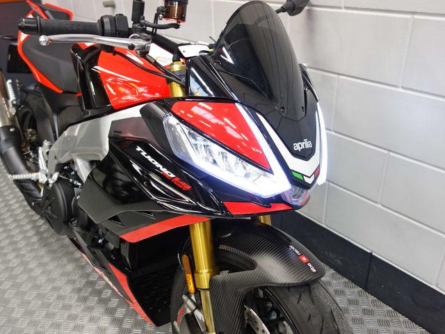 aprilia - tuono--v4-1100-factory