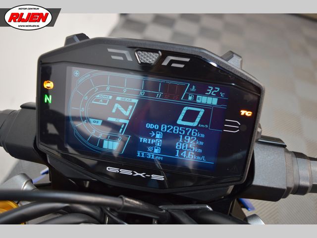 suzuki - gsx-s-1000-street-x-treme