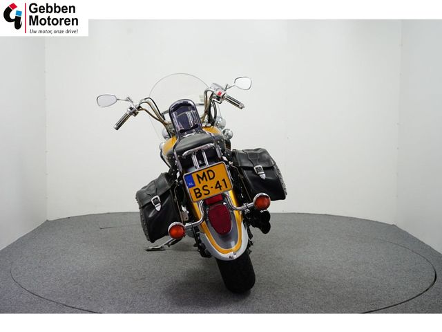 yamaha - xvs-650-a-dragstar-classic
