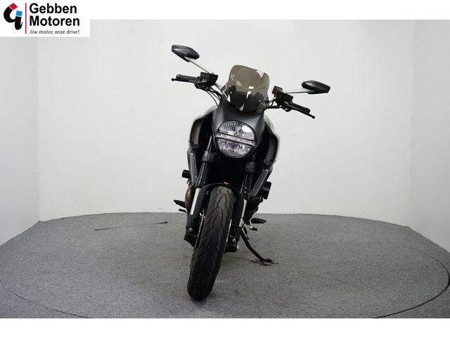 ducati - diavel