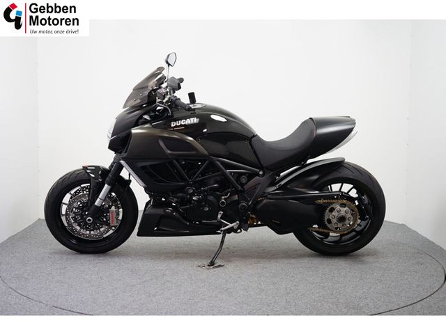 ducati - diavel