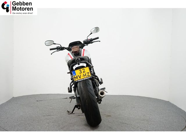 yamaha - xsr-700-xtribute